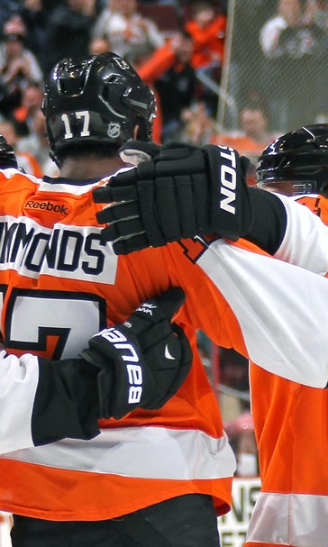 Simmonds paces Flyers in bounce-back win against Rangers